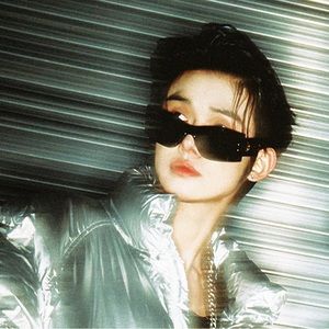 Meet your Posher, Isabelle